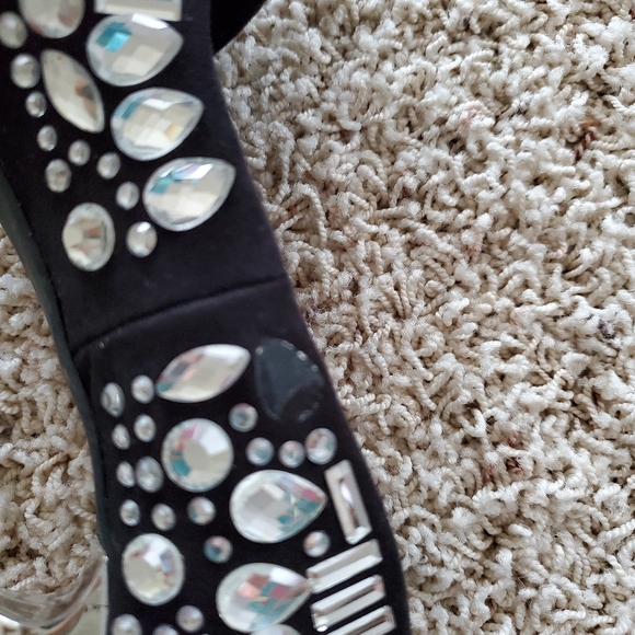 Charlotte Russe heels shoes - Picture 9 of 10